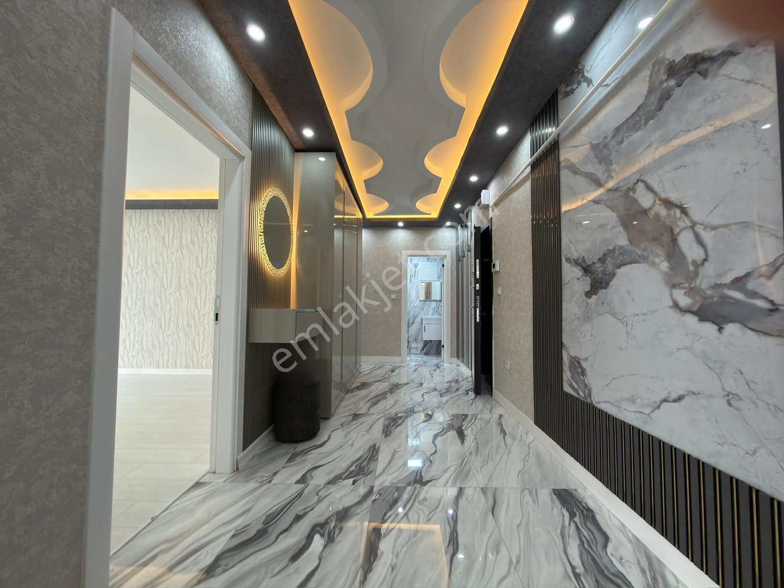 Kariyerden Tepebaşın'da Cadde Yakını Ara Katta Lüx Yapılı 3+1 Daire - Görsel 31