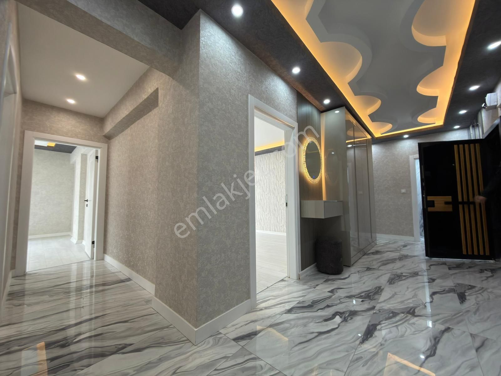 Kariyerden Tepebaşın'da Cadde Yakını Ara Katta Lüx Yapılı 3+1 Daire - Görsel 28