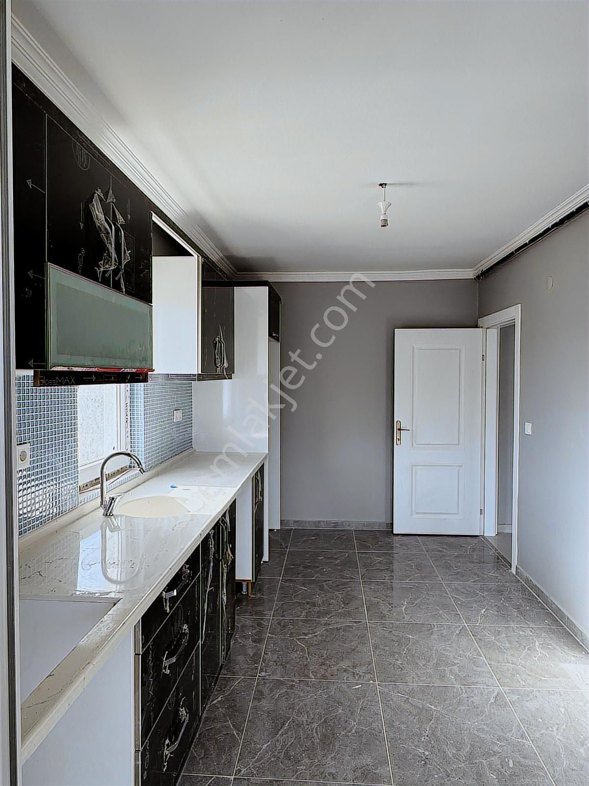 Akçalarda Yatırımlık Yerden Isıtmalı Sıfır 2+1 Ara Kat Daire - Görsel 21