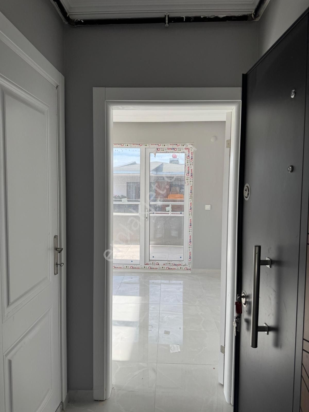 Akçalarda Yatırımlık Yerden Isıtmalı Sıfır 2+1 Ara Kat Daire - Görsel 14