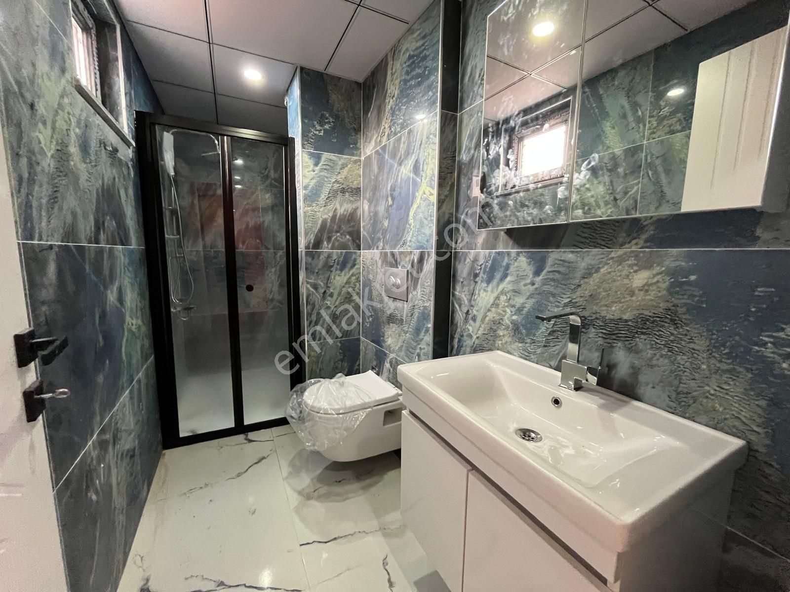 T.kartal'dan Çamlıca Mh Batıkent Sınırı 180 M2 Bahçeli Nizam Özel Garajlı 3+1 - Görsel 29