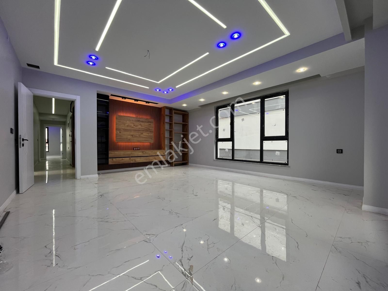 T.kartal'dan Çamlıca Mh Batıkent Sınırı 180 M2 Bahçeli Nizam Özel Garajlı 3+1 - Görsel 8