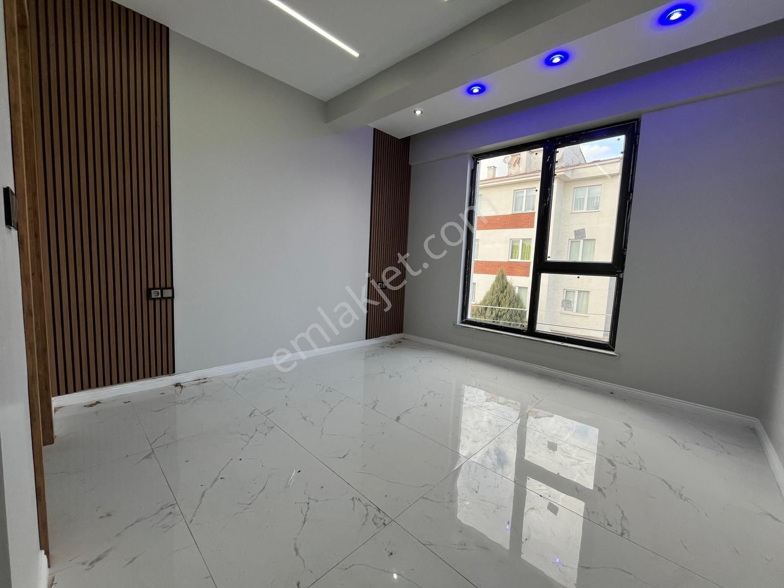 T.kartal'dan Çamlıca Mh Batıkent Sınırı 180 M2 Bahçeli Nizam Özel Garajlı 3+1 - Görsel 25