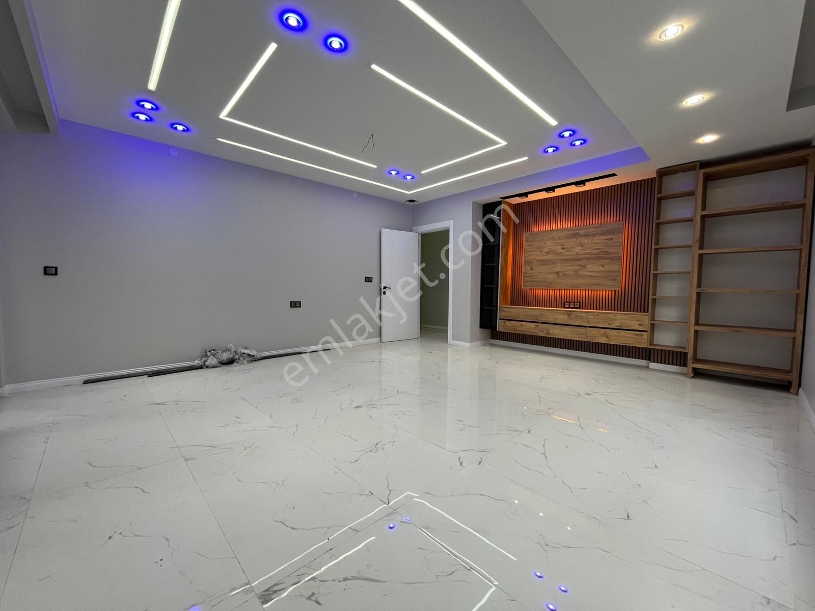 T.kartal'dan Çamlıca Mh Batıkent Sınırı 180 M2 Bahçeli Nizam Özel Garajlı 3+1 - Görsel 10