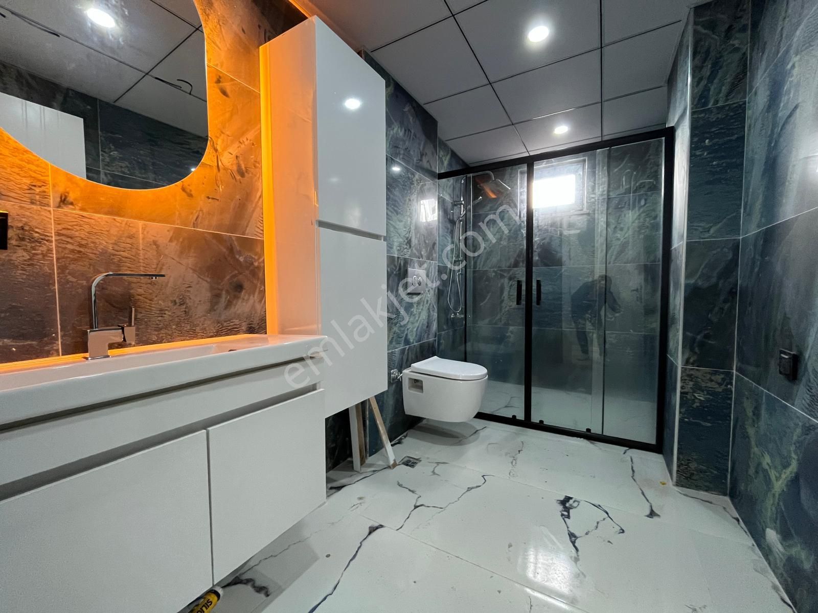 T.kartal'dan Çamlıca Mh Batıkent Sınırı 180 M2 Bahçeli Nizam Özel Garajlı 3+1 - Görsel 18