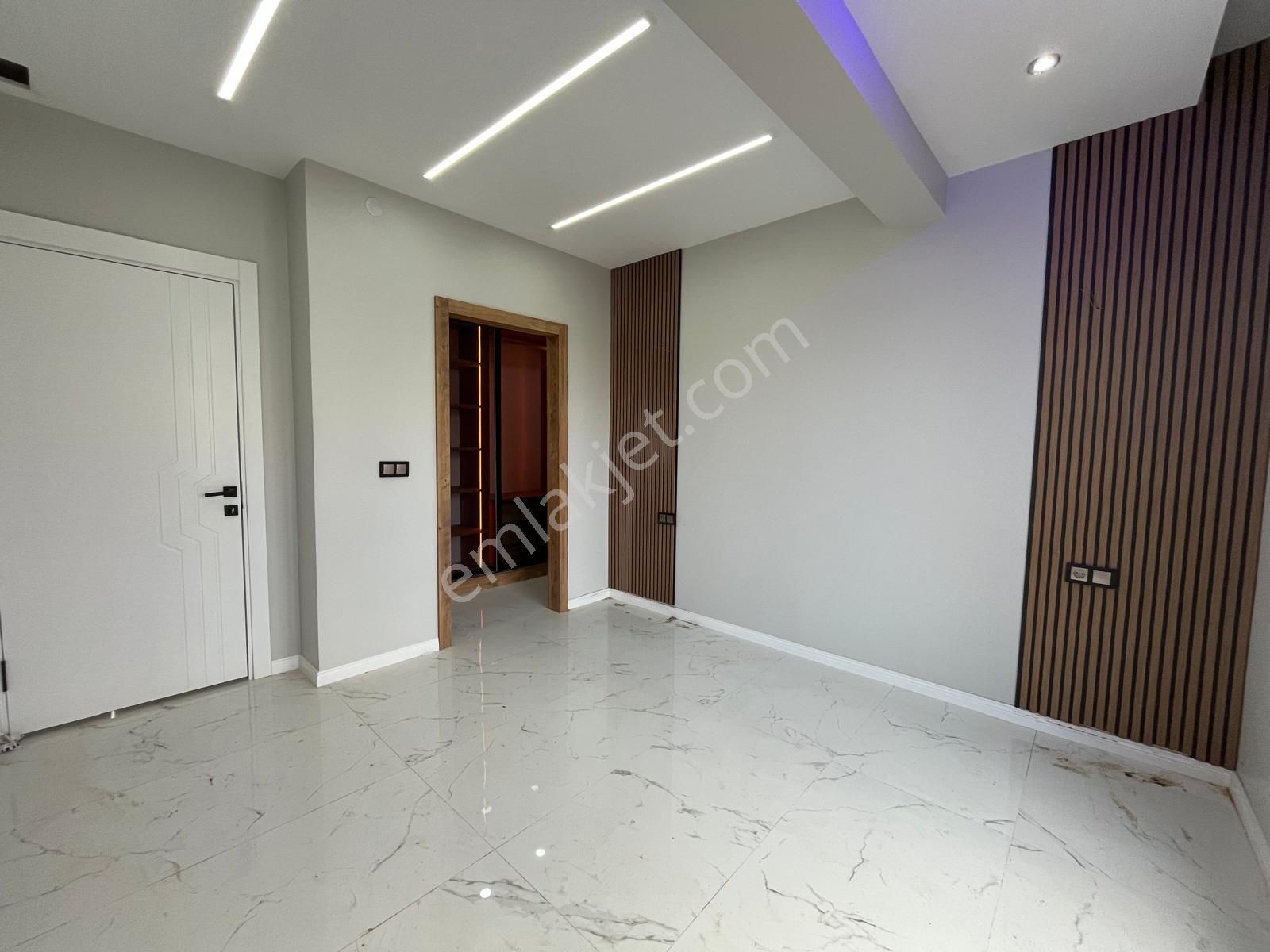 T.kartal'dan Çamlıca Mh Batıkent Sınırı 180 M2 Bahçeli Nizam Özel Garajlı 3+1 - Görsel 26