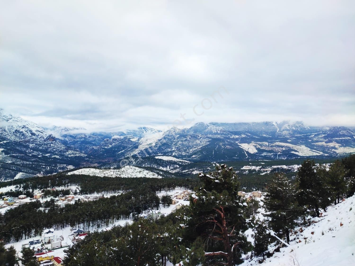 Kar Emlaktan Yenikonacık Bozkırlı Mevkiinde Uç 1 Dönüm Satılık Arsa - Görsel 14