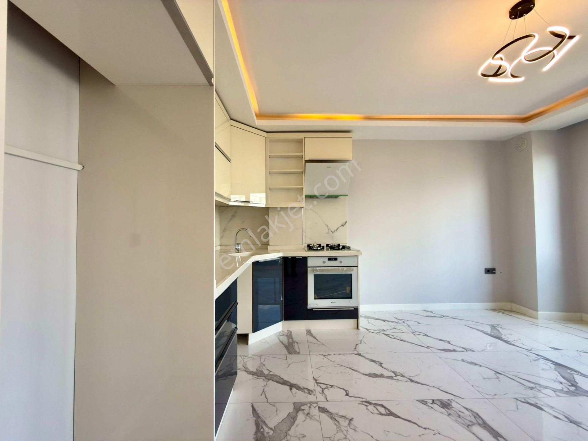 ▓yükselden Akçayda Arakat Ön Cephe Geniş Balkon Satılık Lüks 1+1 - Görsel 2