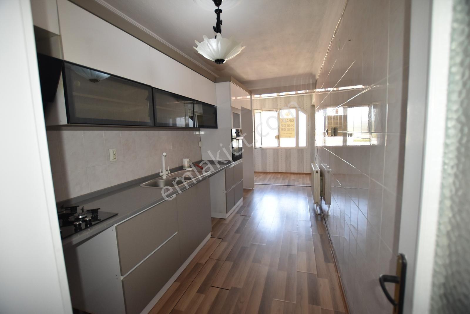 Emin'den Atıfbey Tadilatlı Manzaralı Daire - Görsel 4