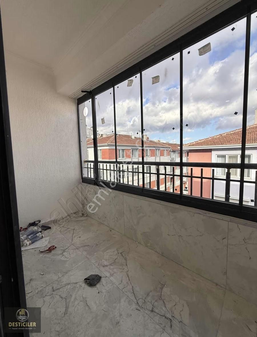 As- Emek Mah. Tranvaya Yakın Merkezi Konum Cambalkonlu 2+1 Daire - Görsel 7