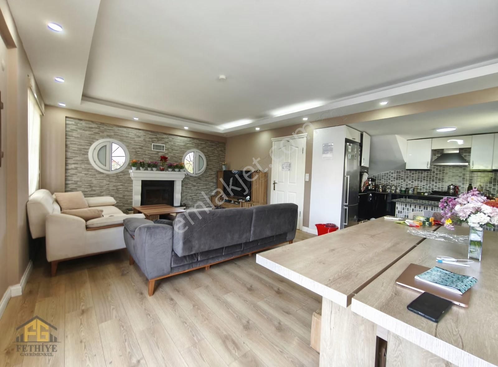 Fethiye Gayrimenkul'den Plaja Yakın Tam Müstakil 4+1 Villa 350m2 - Görsel 16