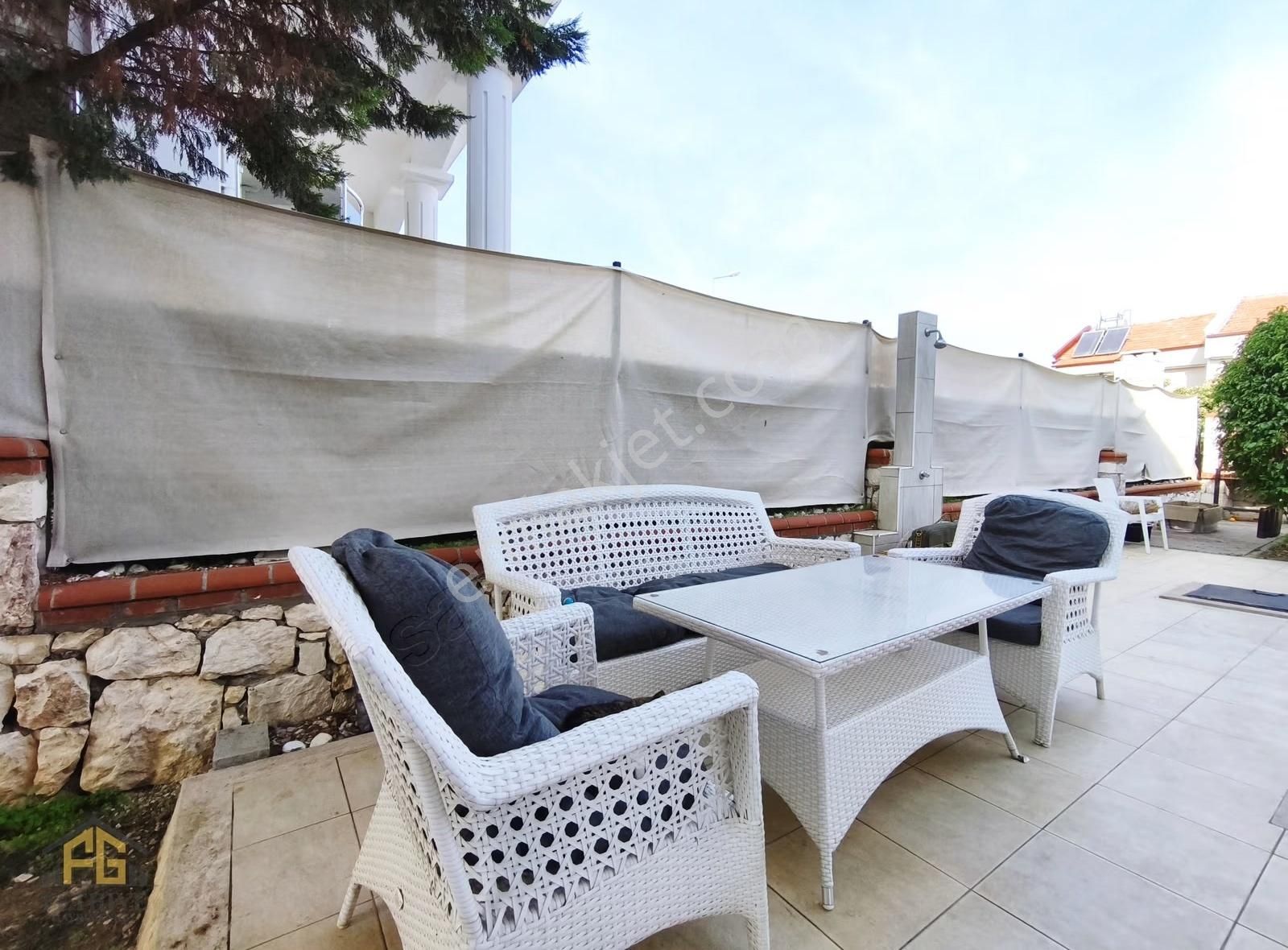 Fethiye Gayrimenkul'den Plaja Yakın Tam Müstakil 4+1 Villa 350m2 - Görsel 19