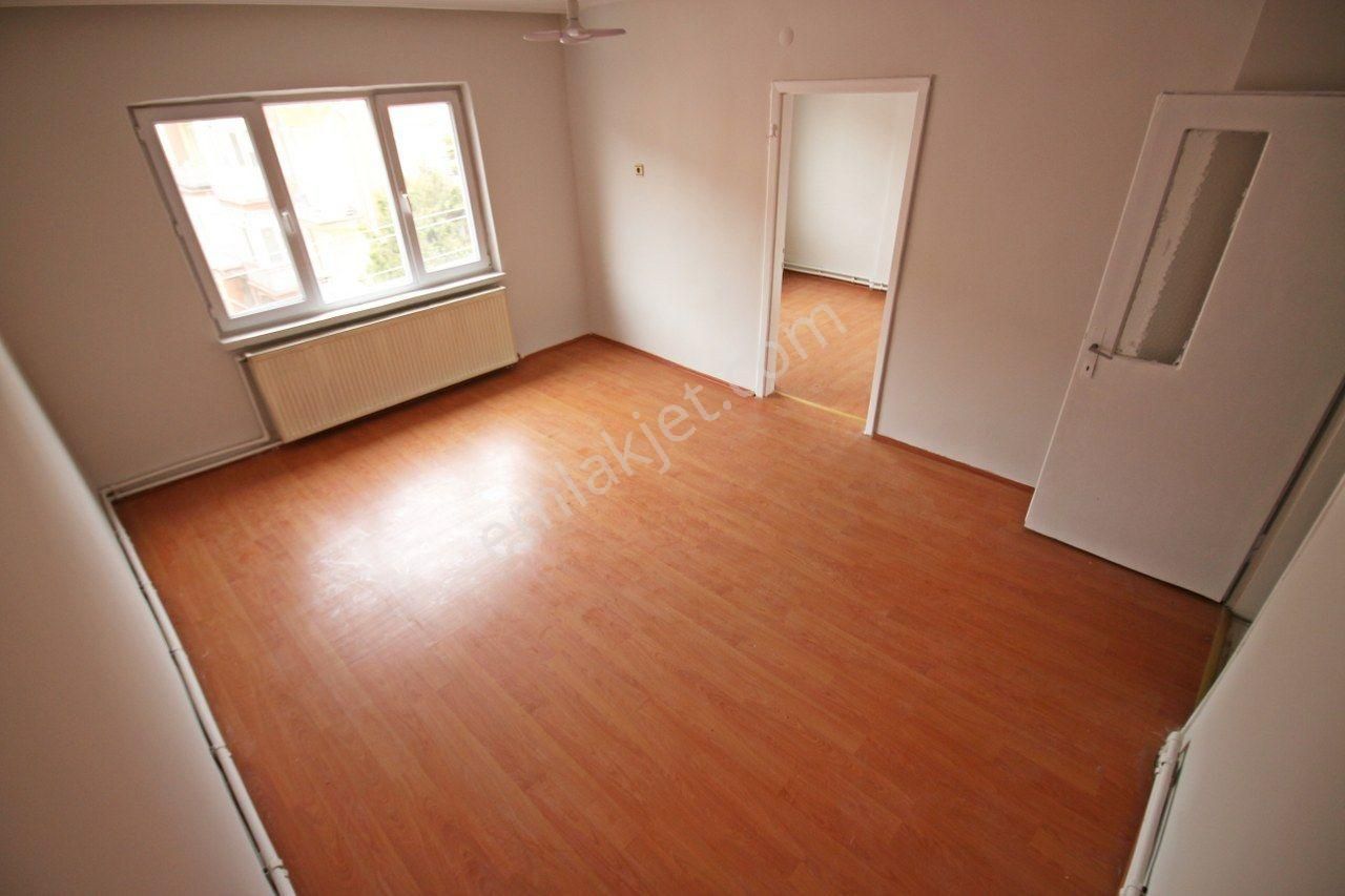 Gamze Emlak'tan İstasyon'da Ara Katta 3+1 110 M² Fırsat! - Görsel 5