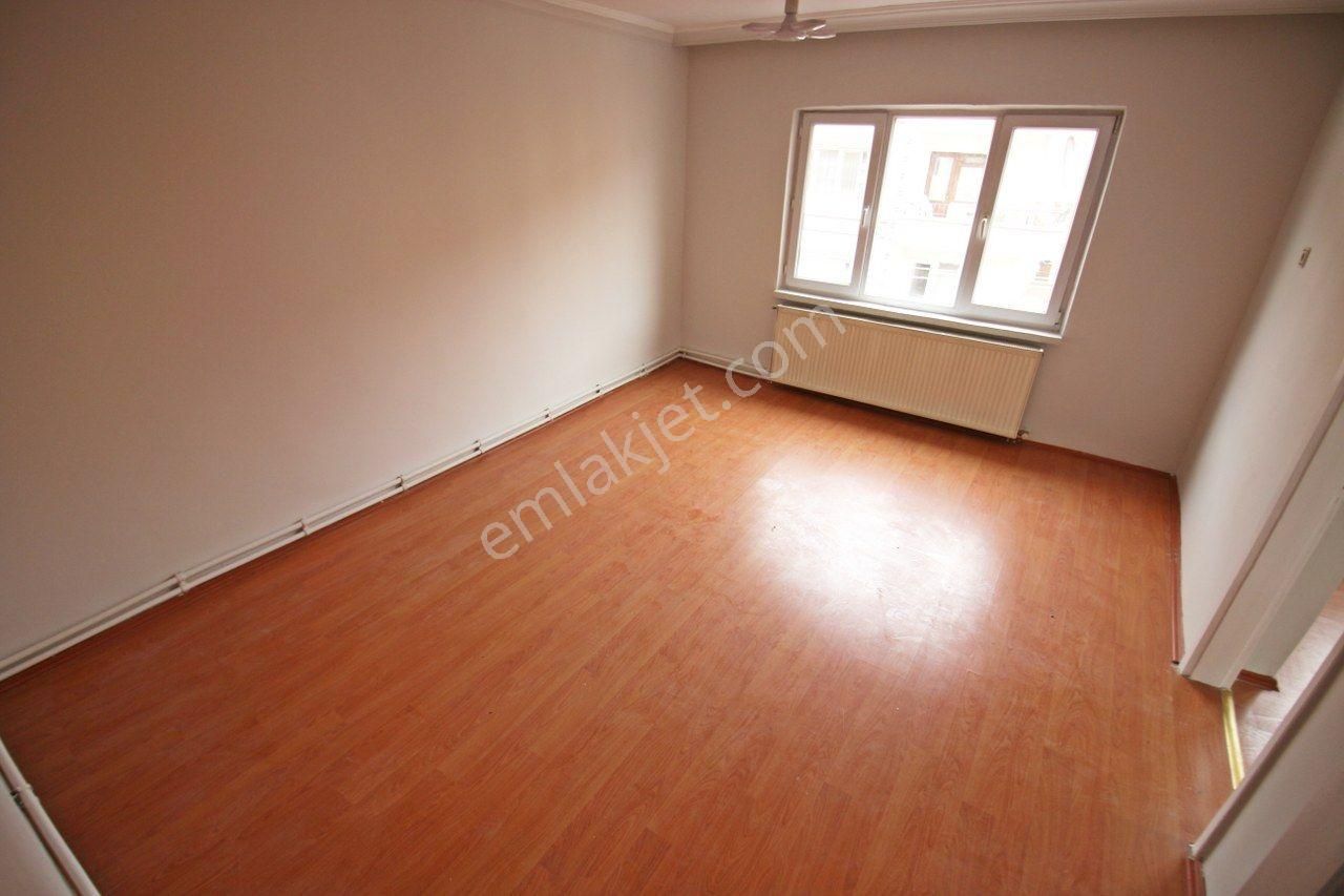 Gamze Emlak'tan İstasyon'da Ara Katta 3+1 110 M² Fırsat! - Görsel 4