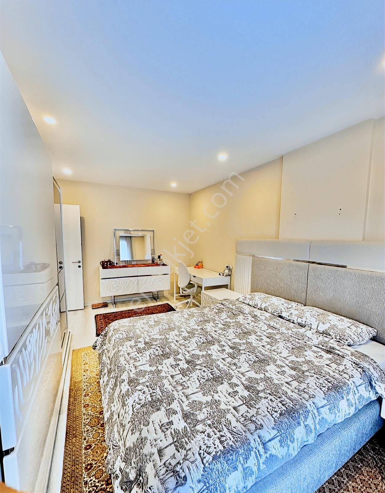 Şehr-i Beyaz 2 3.etap Full Eşyalı Kiralık 1+1 Daire - Görsel 12