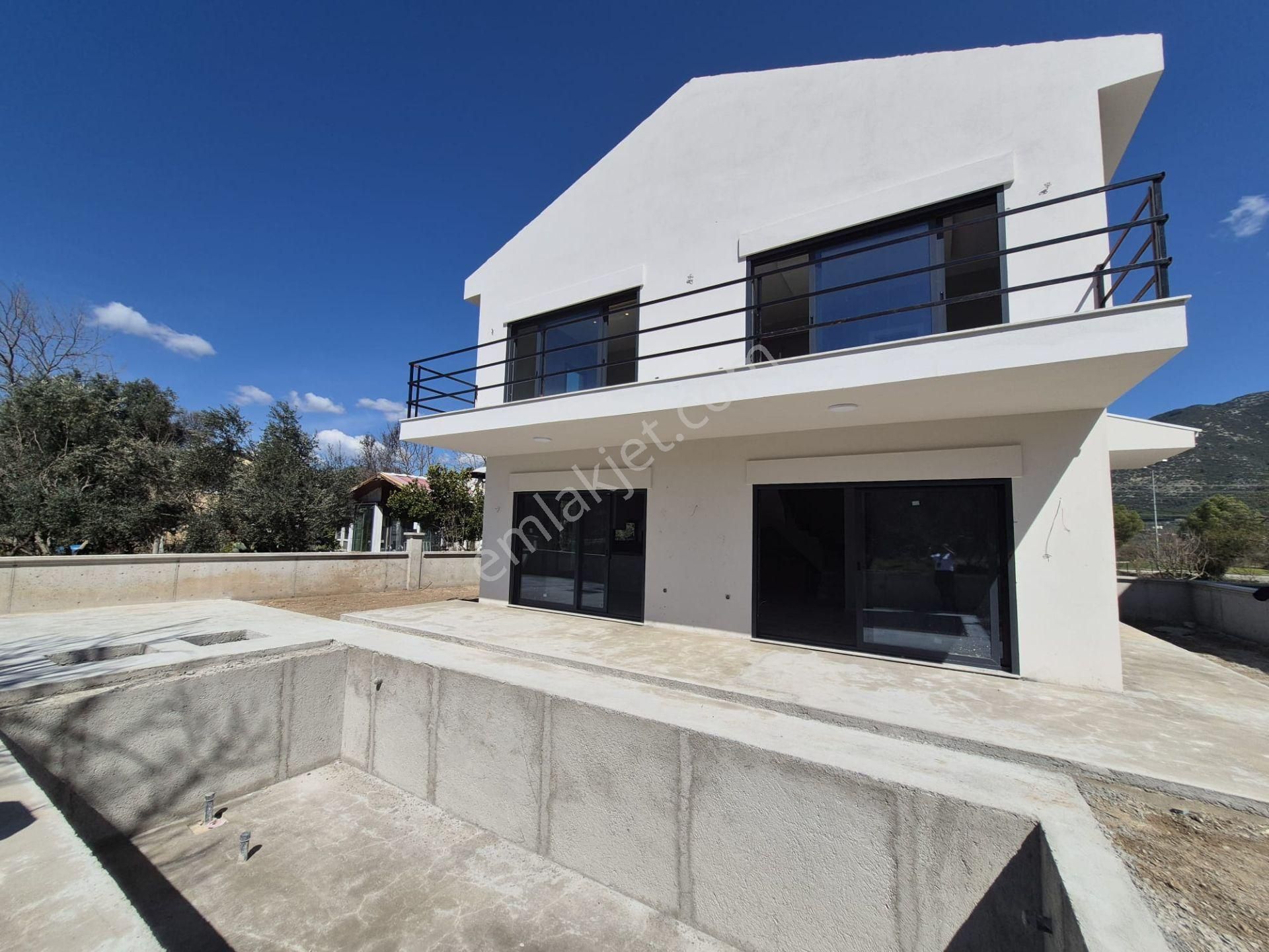 Goldhouse Dan Satılık 3+1 Müstakil Havuzlu Sıfır Fırsat Villa