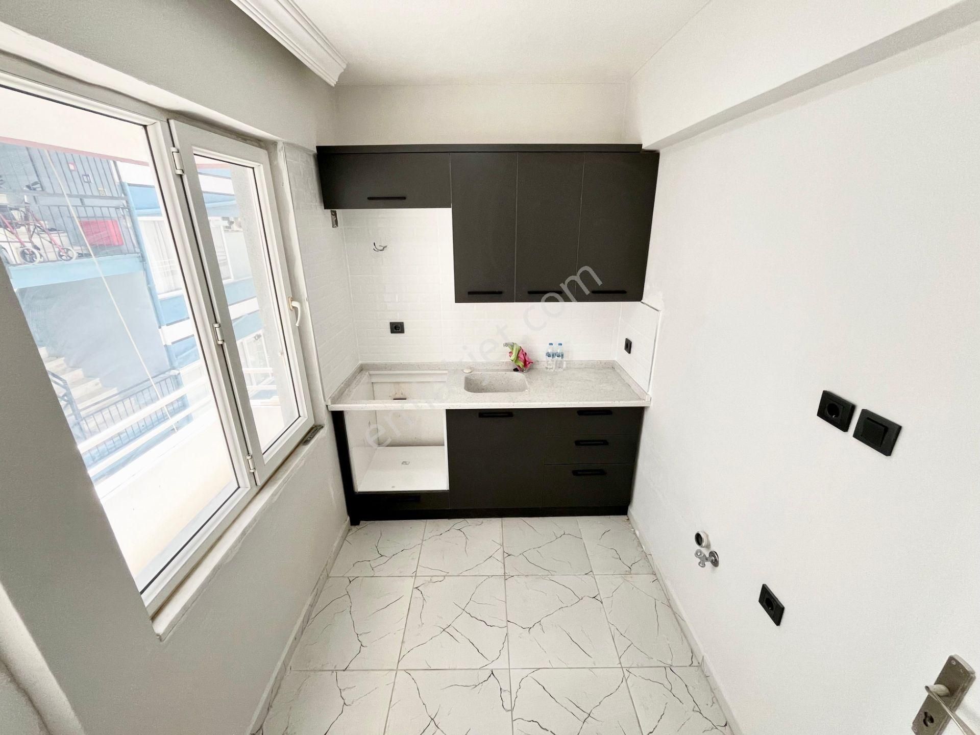 ▓yükselden Akçay'da Ayrı Mutfaklı Çift Balkonlu Arakat 2+1 Daire - Görsel 6