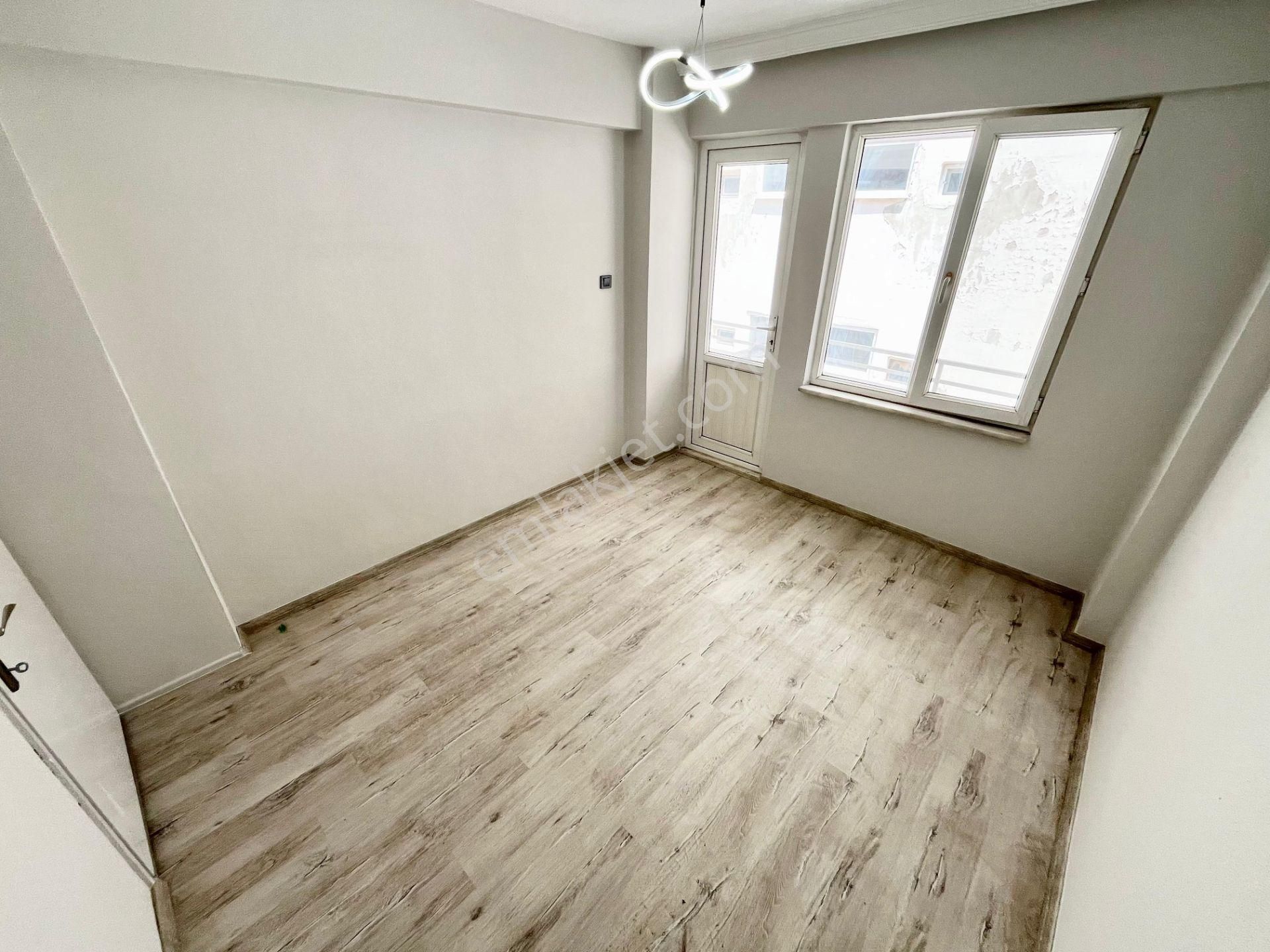 ▓yükselden Akçay'da Ayrı Mutfaklı Çift Balkonlu Arakat 2+1 Daire - Görsel 17