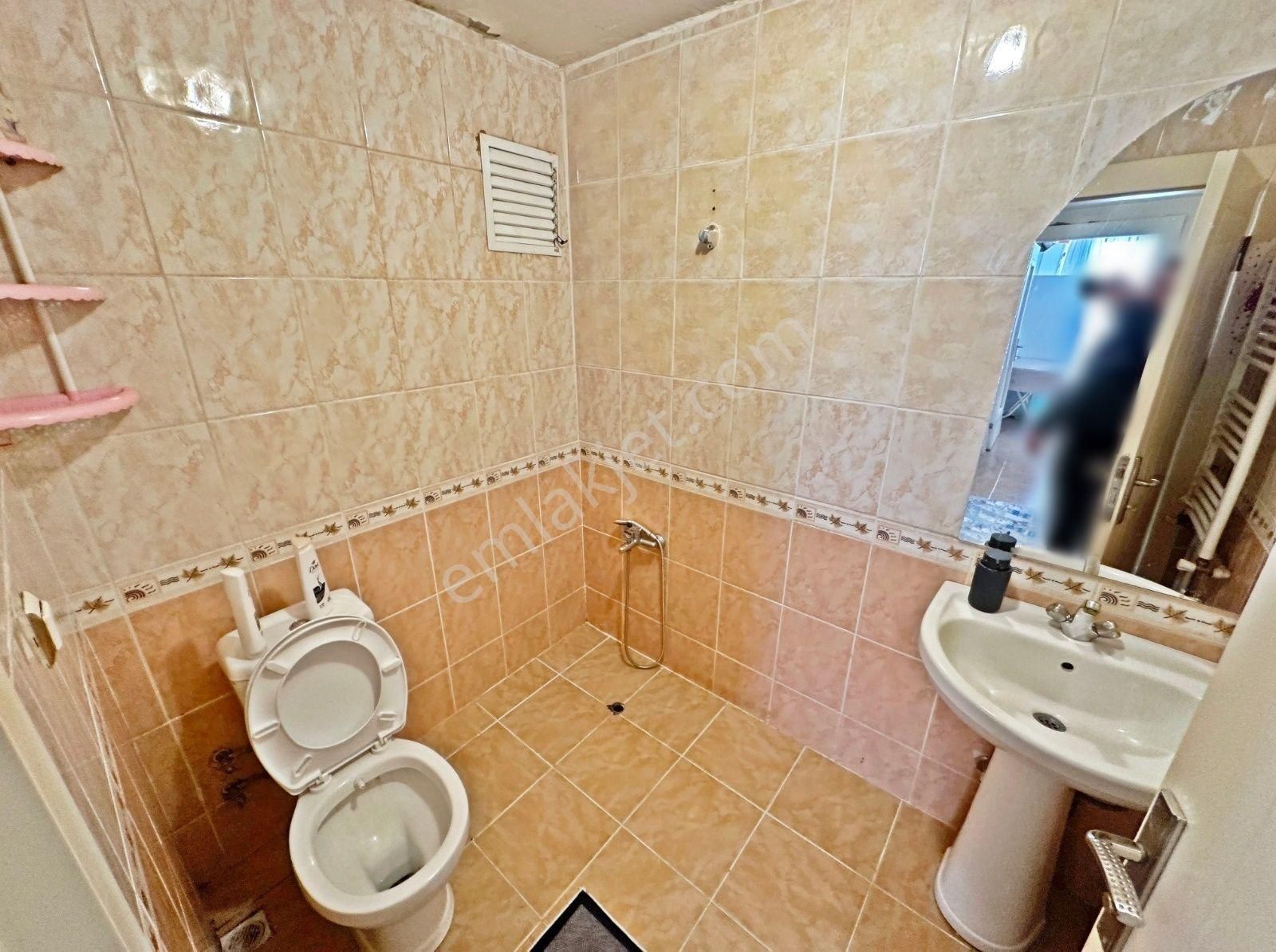 Şehit Kubilayda Değirmendere Cadde Yanı Ara Kat Kök Tapu 3+1 - Görsel 27