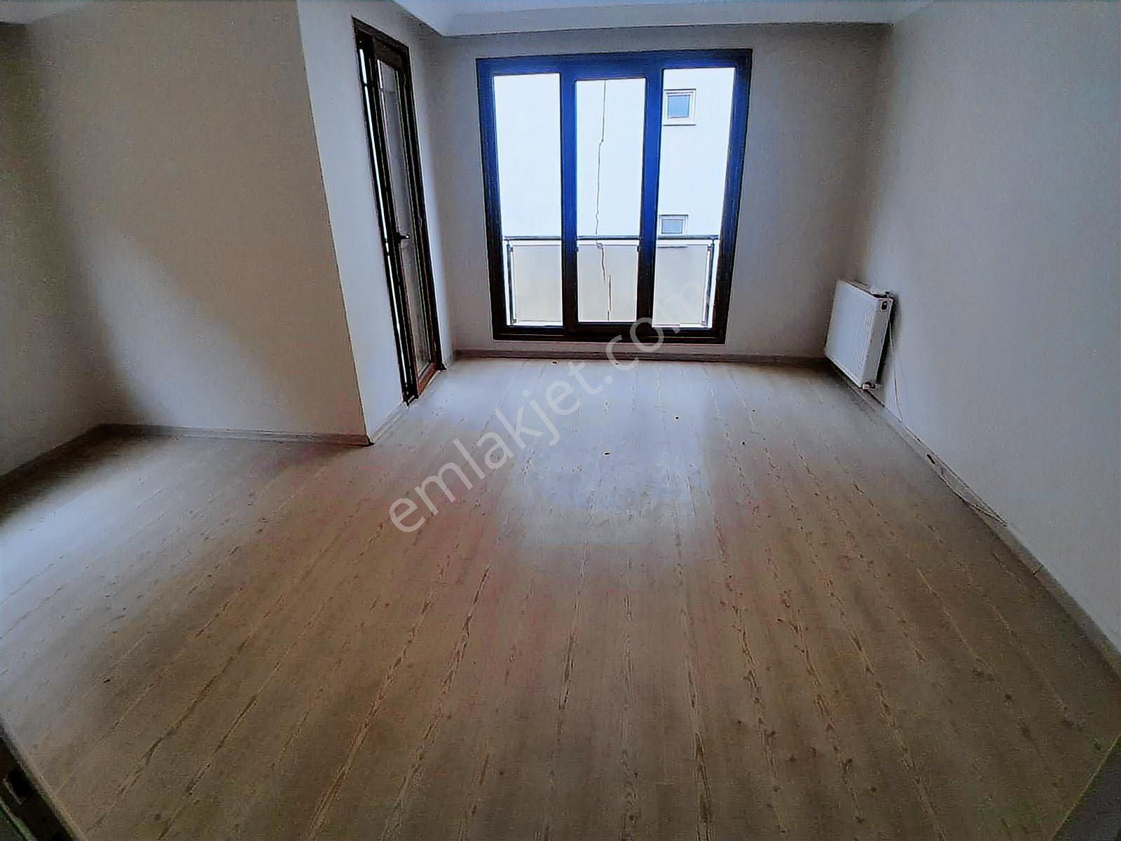 Eyüp Çırçır Mahallesi Merkezi Konumda 2+1 Satılık Daire