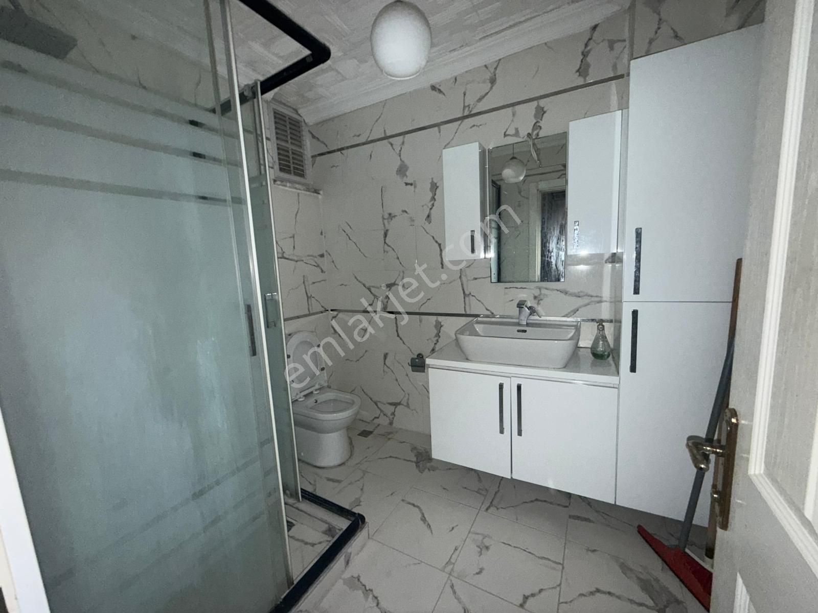 Seeworld 3+1 126m2 Çift Balkonlu Metro Yakınında Kiralık - Görsel 17