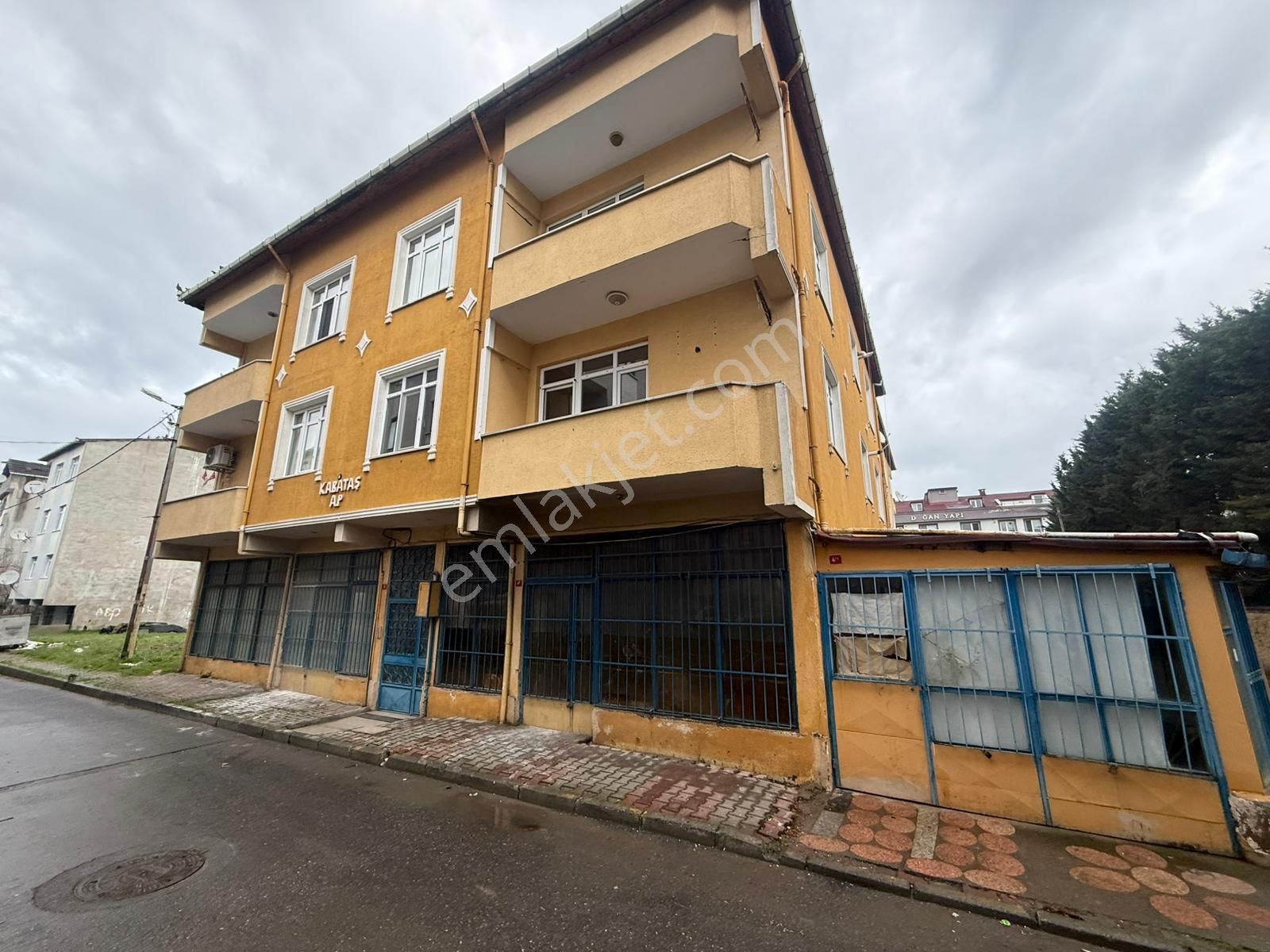 Seeworld 3+1 126m2 Çift Balkonlu Metro Yakınında Kiralık