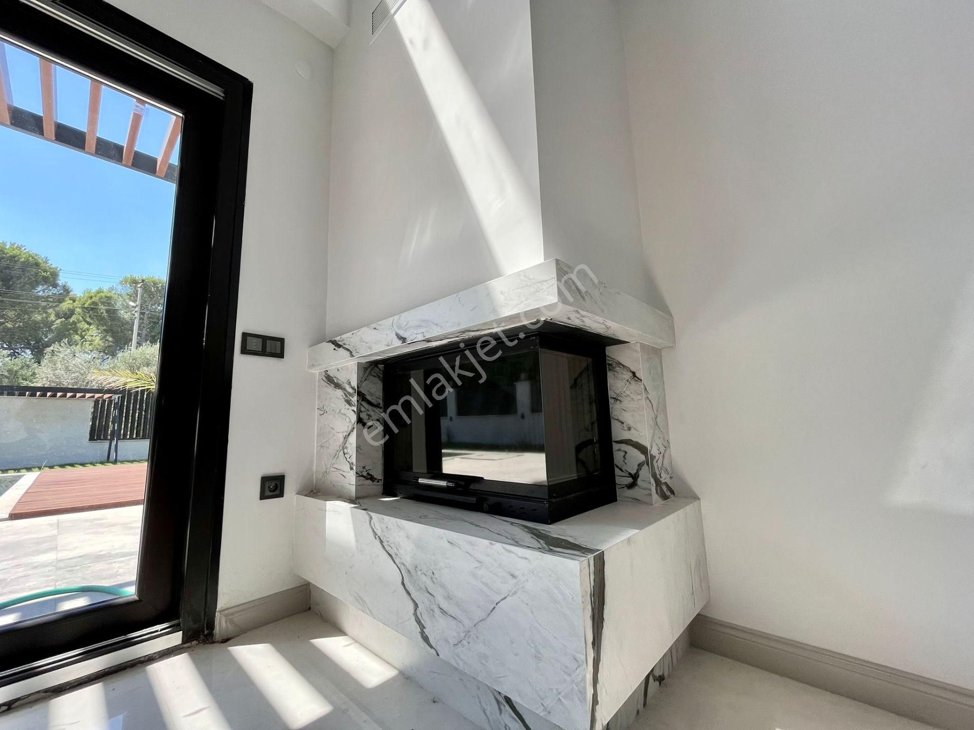 Yükselde Gürede Tam Bağımsız Havuzlu Otoparklı Satılık 3+1 Villa - Görsel 13