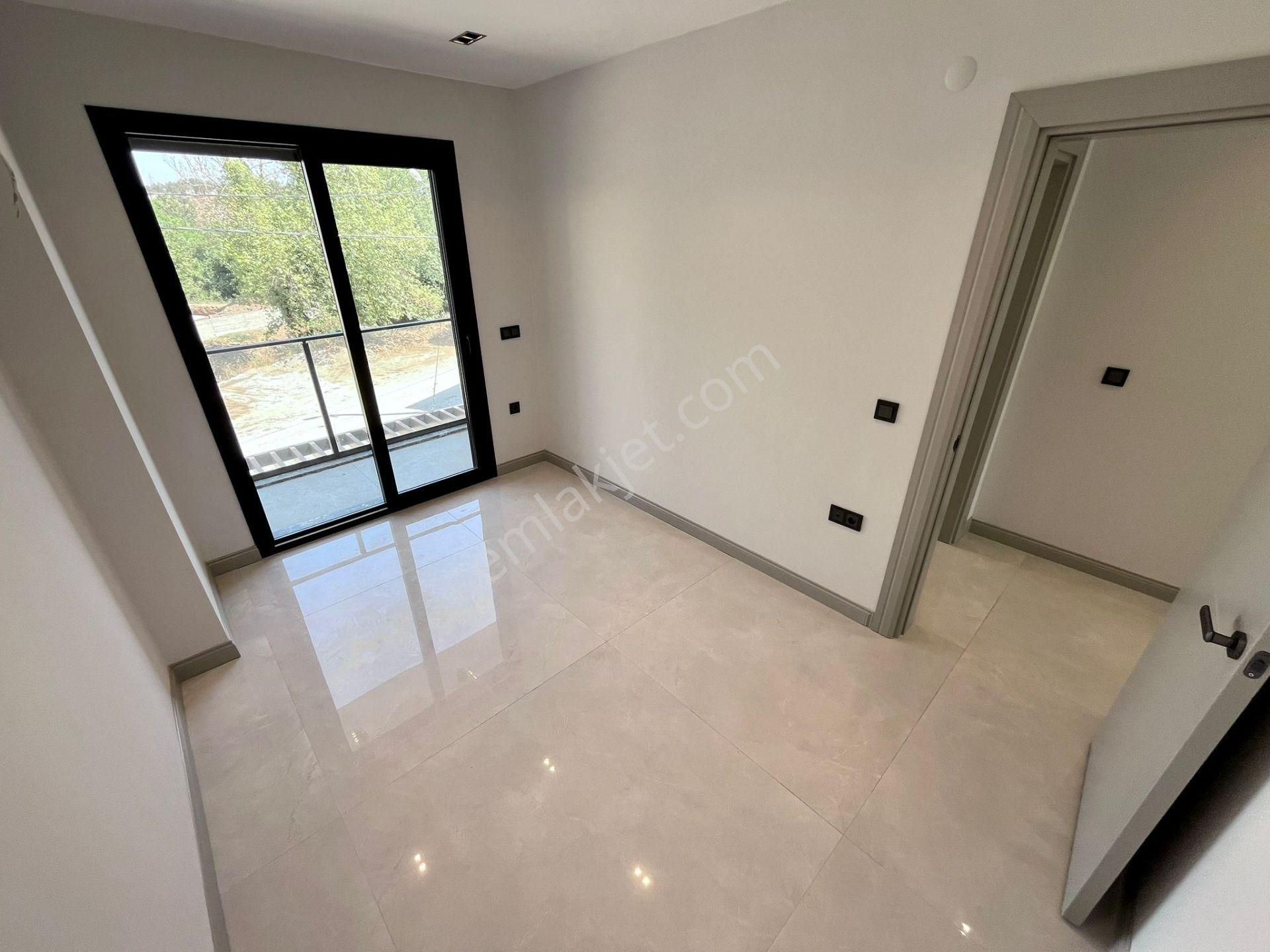 Yükselde Gürede Tam Bağımsız Havuzlu Otoparklı Satılık 3+1 Villa - Görsel 15