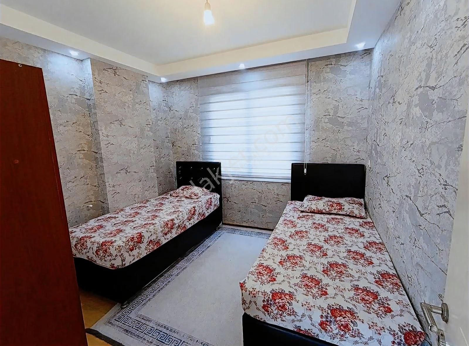 Gold Plus Emlaktan Caddeye Yakın 1+1 - Görsel 5