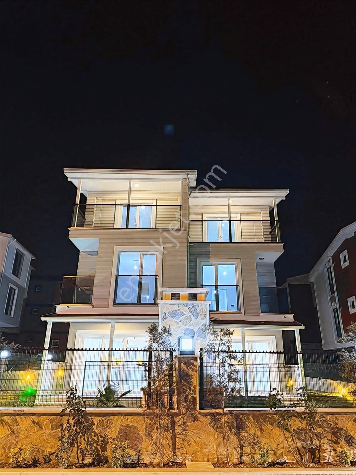 Tekirdağ Marmara Ereğlisi Yeniçiftlikte 4+1 Bahçeli Yazlık Villa - Görsel 2