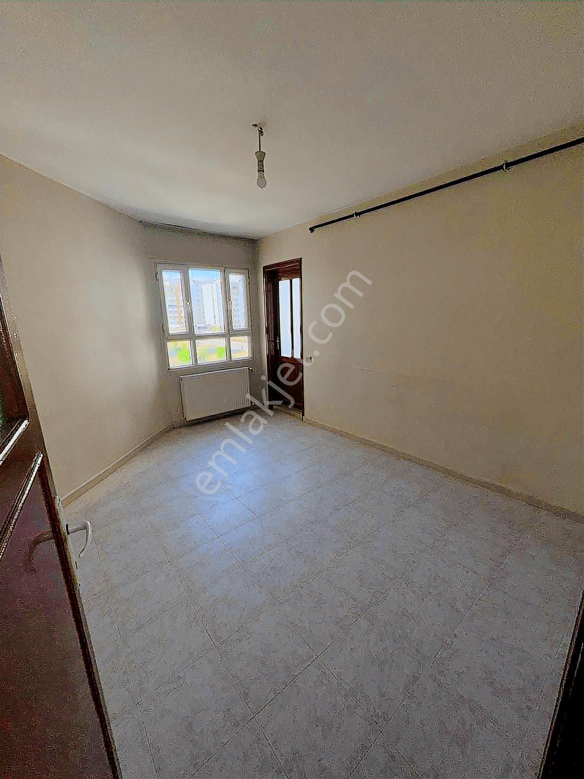 Kozan Gayrimenkulden Okul Bölgesi Işıklı Yolda Kiralık 3+1 - Görsel 7