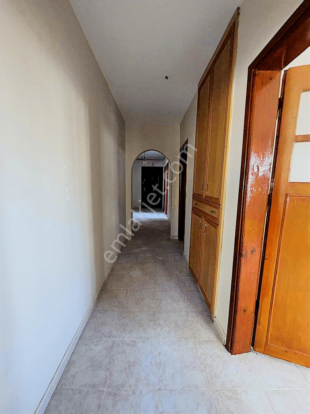 Kozan Gayrimenkulden Okul Bölgesi Işıklı Yolda Kiralık 3+1 - Görsel 11