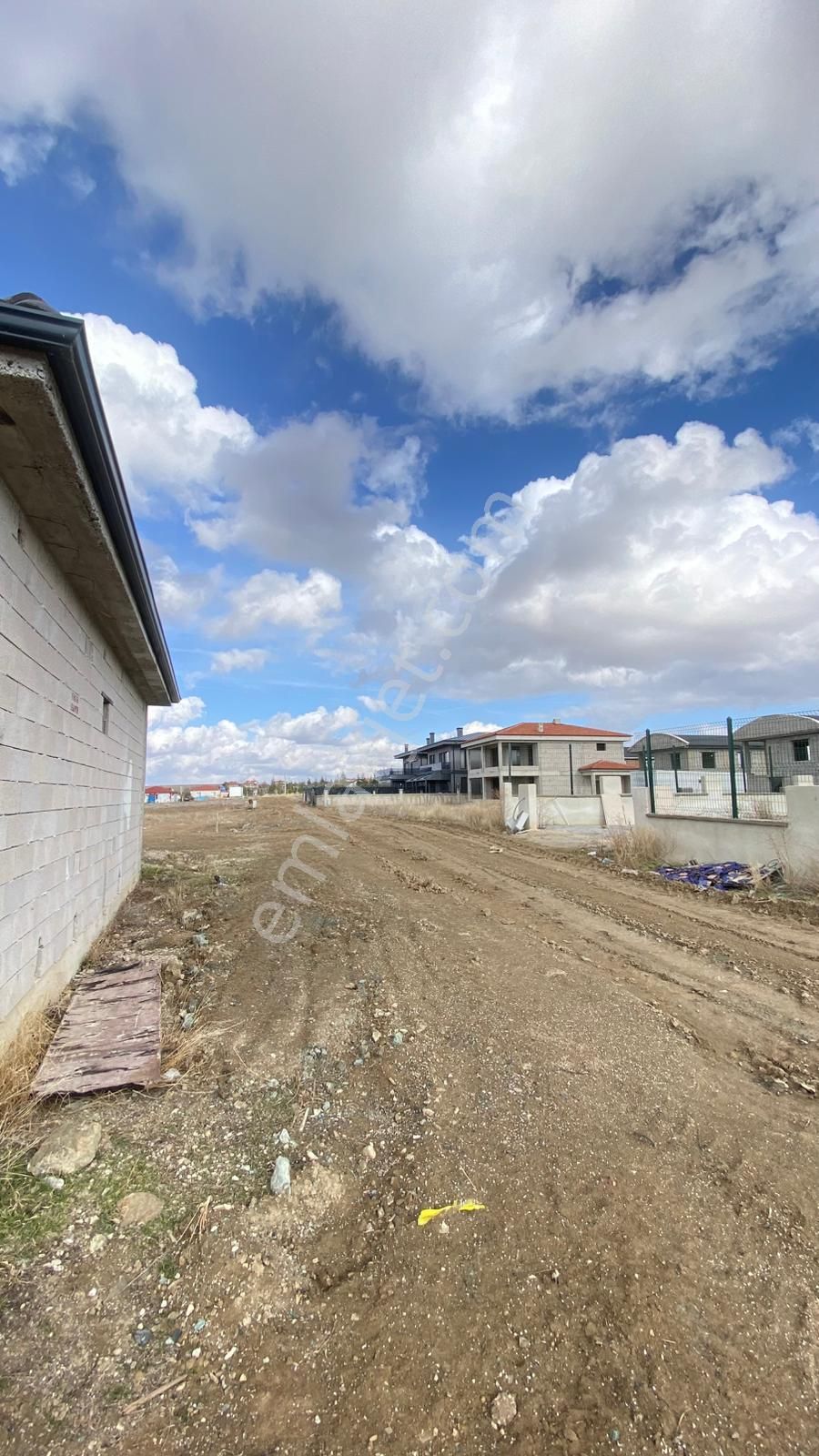 Haymana Yoluna Cephe 2+1 Evli Natamam Satılık Bahçe - Görsel 21
