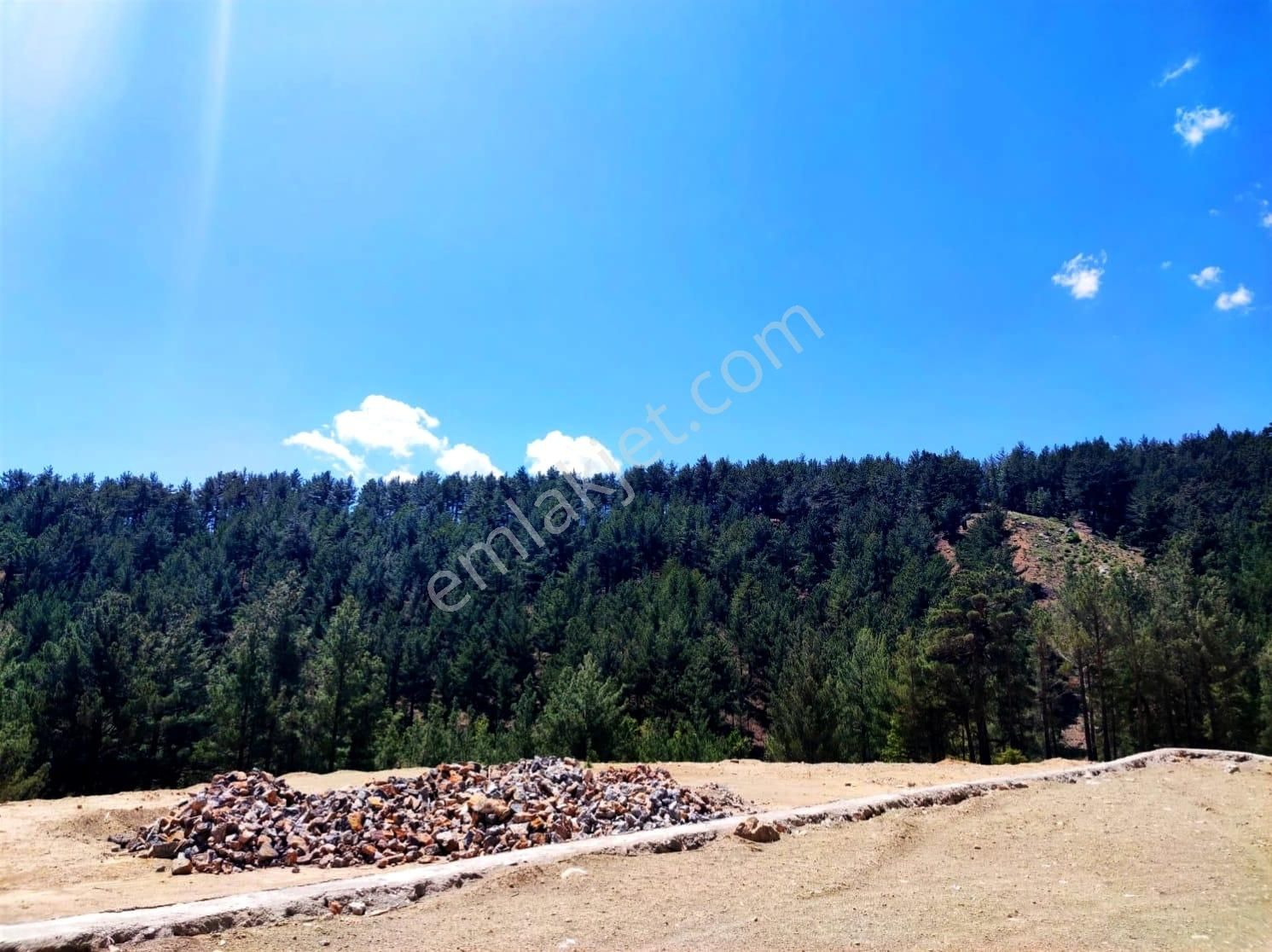 Kar Emlaktan Yenikonacıkta Efes Sitesi Yanı Çevre Duvarı Yapılmış 400 M2 Satılık Arsa - Görsel 6