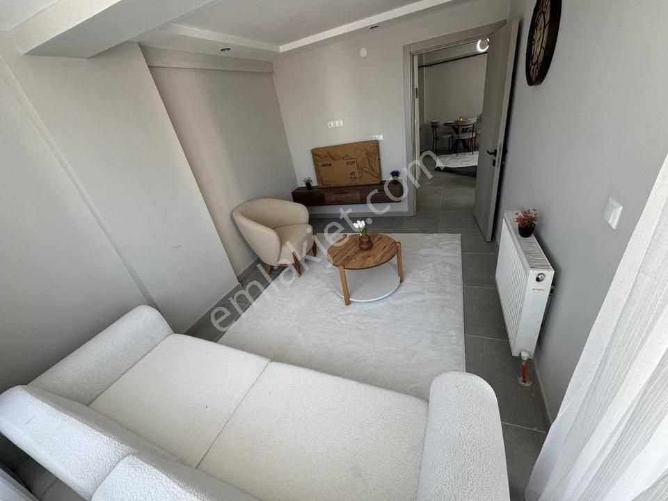 Zeytinköy Mahallesi Üniversiteye Yürüme Mesafesinde Sıfır Full Eşyalı Arakat 2+1 Satılık Apart A49 - Görsel 2