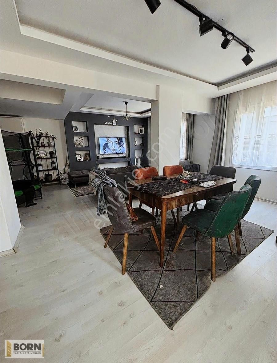 Buca Şirinyer'de Geniş Dubleks 3+1 Daire