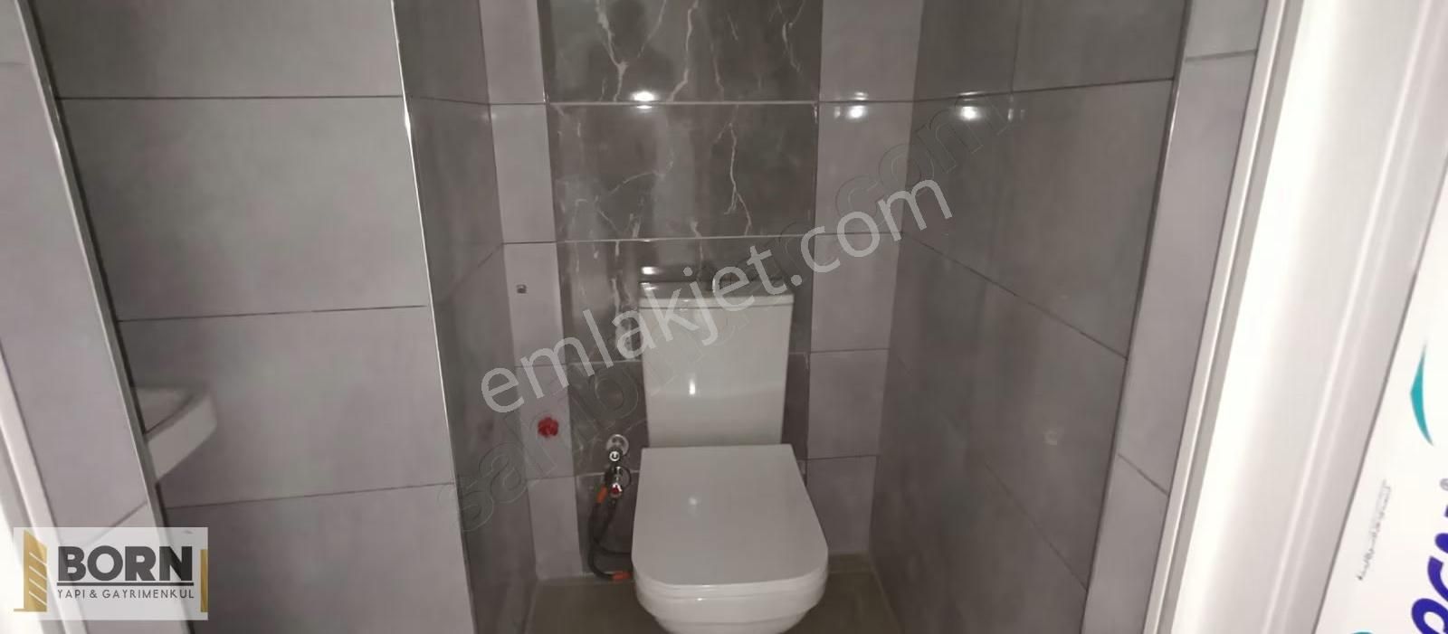 İzmir Bornova Kızılay Mah. 2+1 Son Kat Sıfır Kiralık Daire - Görsel 13