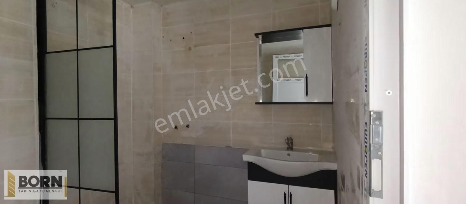 İzmir Bornova Kızılay Mah. 2+1 Son Kat Sıfır Kiralık Daire - Görsel 12