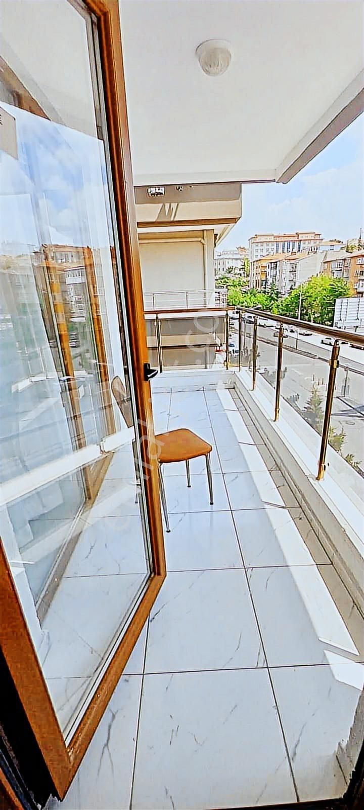 Gata'ya Yürüme Mesafesnde 2+1orta Katta Full Eşyalı Kiralk Daire - Görsel 16