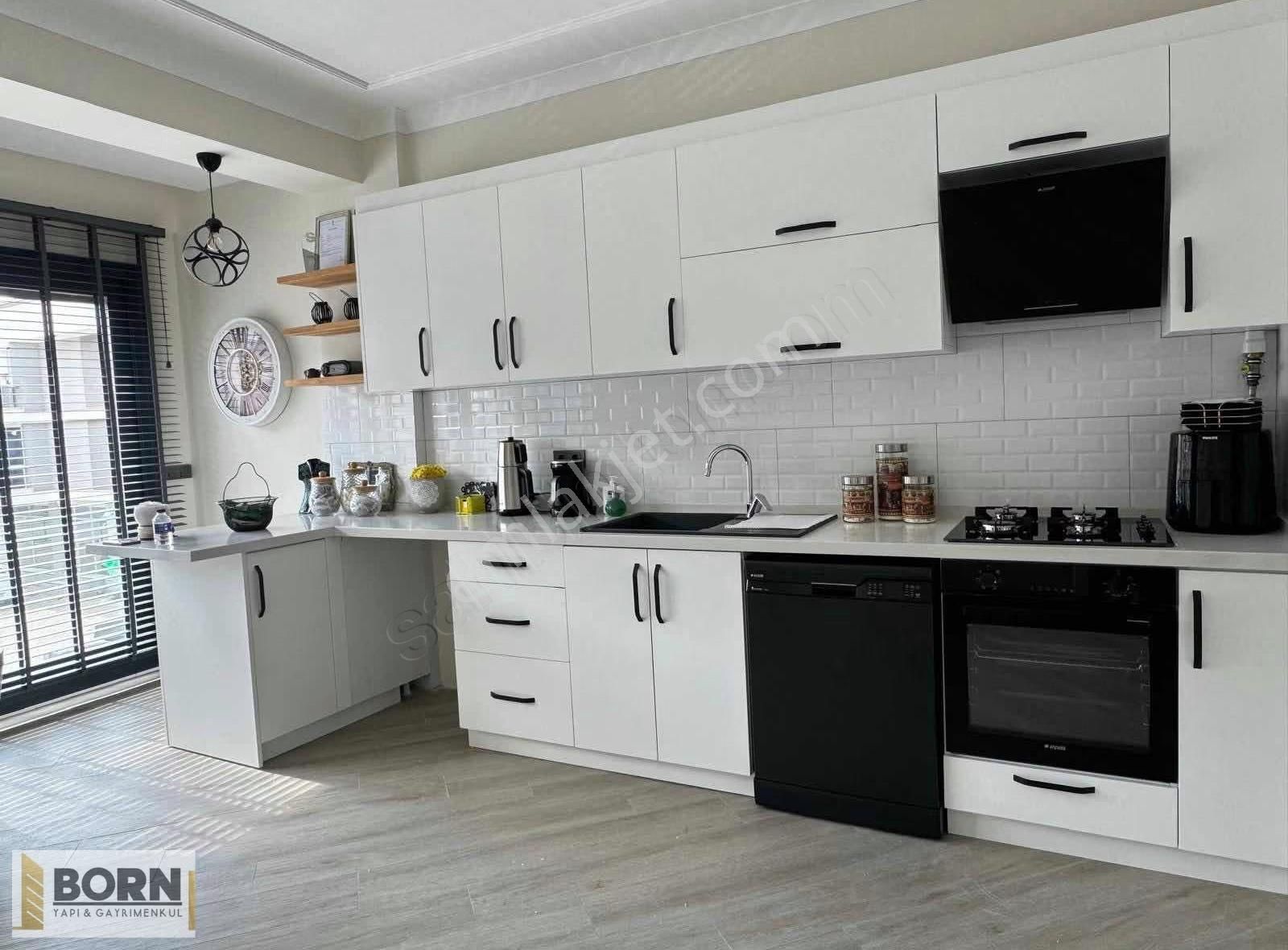 Güzelbahçe Yelkide 1+1 Eşyalı Ofis - Görsel 5