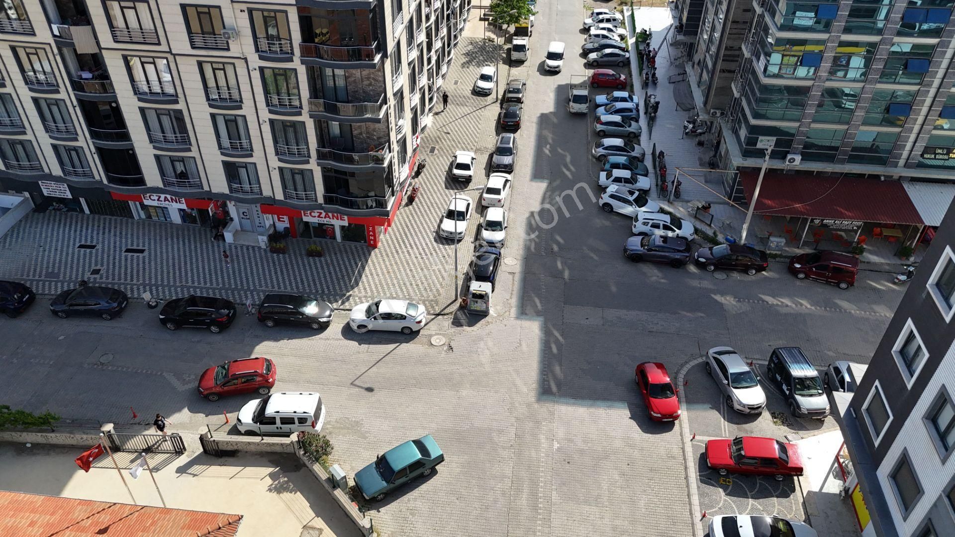 Akman'dan Hem Konforlu Hem Merkezi- Ful Eşyalı Kiralık Daire - Görsel 30