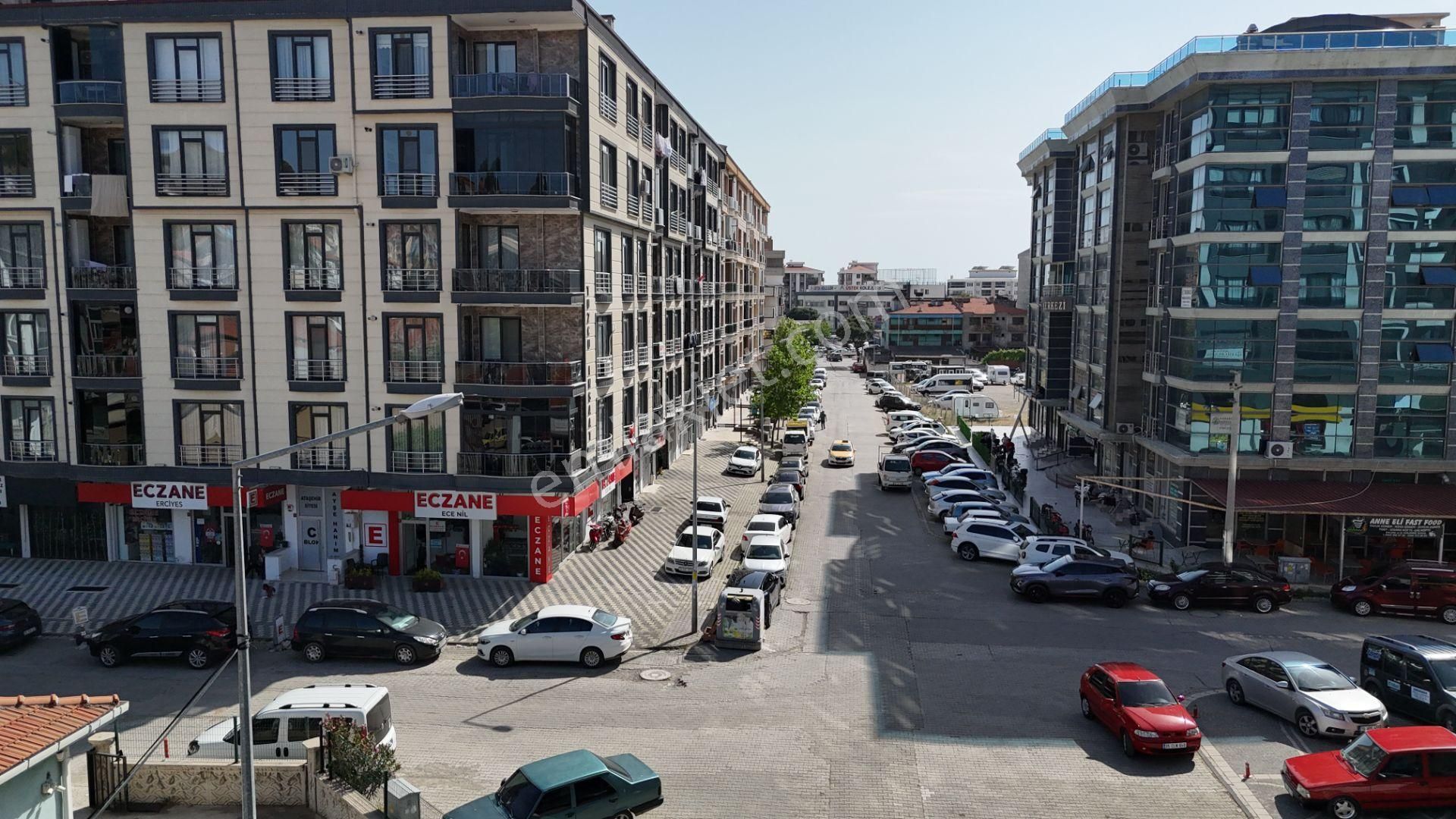 Akman'dan Hem Konforlu Hem Merkezi- Ful Eşyalı Kiralık Daire - Görsel 28