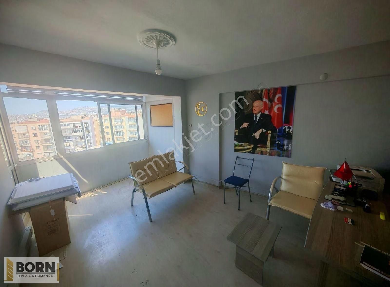 İzmir Bornova Kazımdirikte Meydanda Satılık Kiracılı İşyeri - Görsel 4