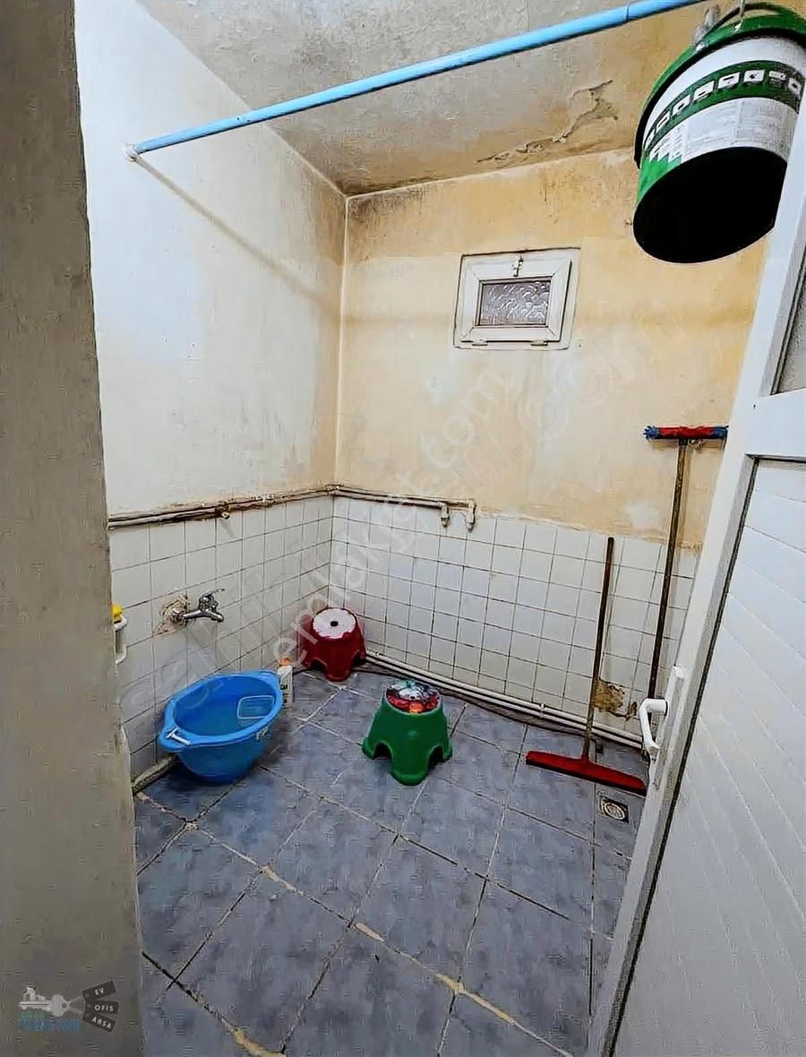 Ankara Yolu Dibinde 3 Katlı Müstakil Bina - Görsel 2