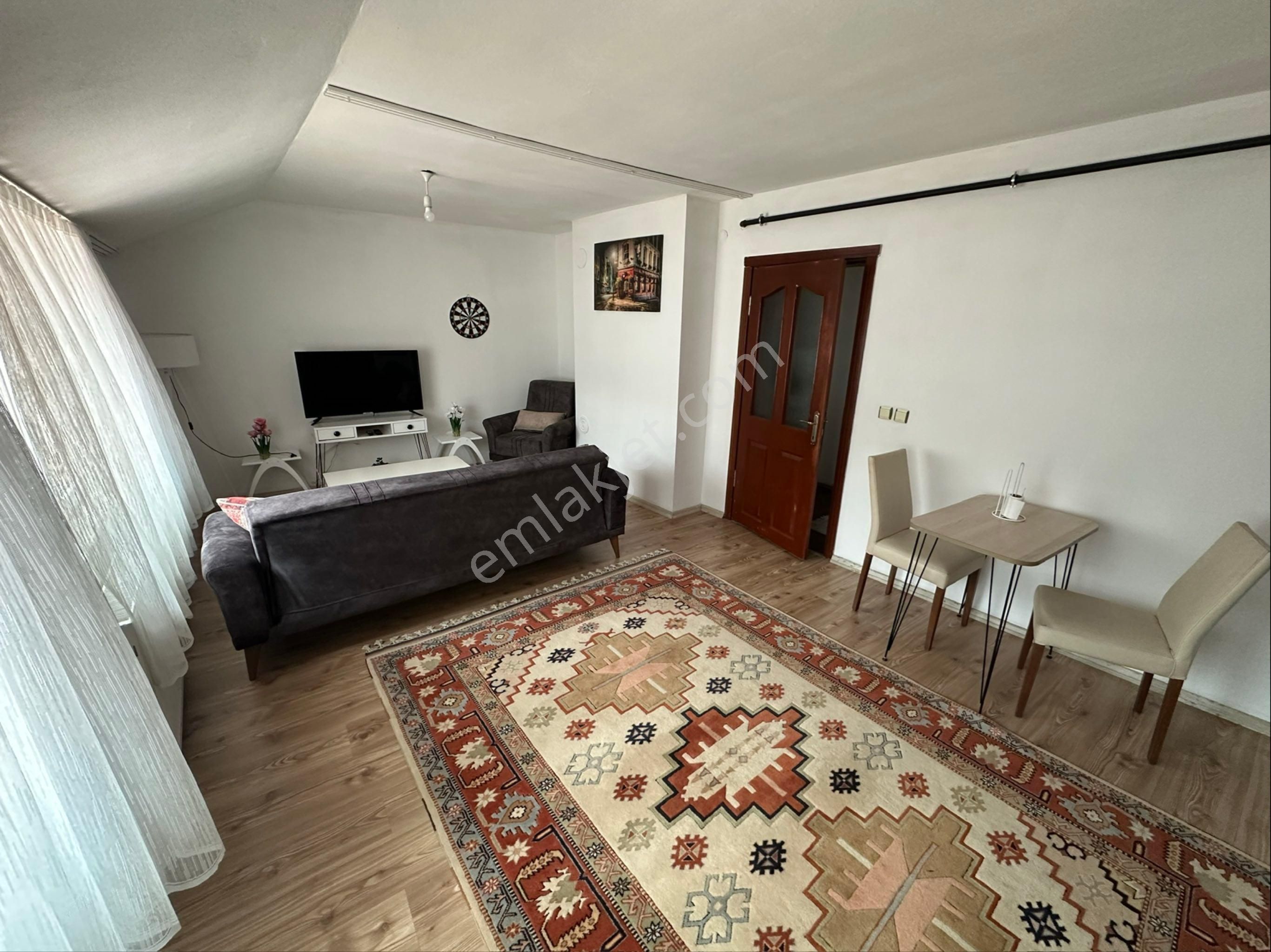 Trabzon Pelitli Yeni Emniyet Karşısında Eşyalı Kiralık Daire - Görsel 5