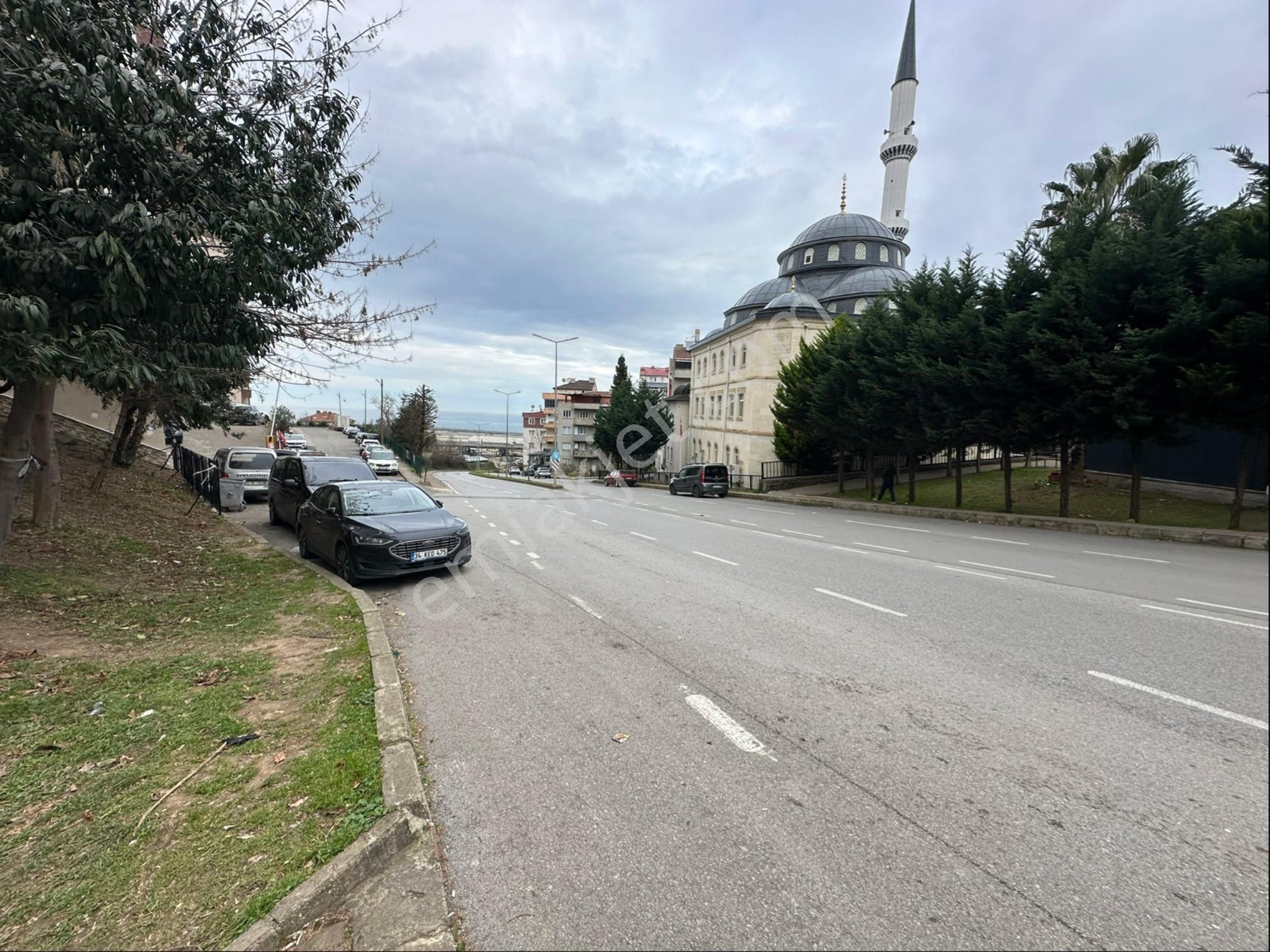 Trabzon Pelitli Yeni Emniyet Karşısında Eşyalı Kiralık Daire - Görsel 2