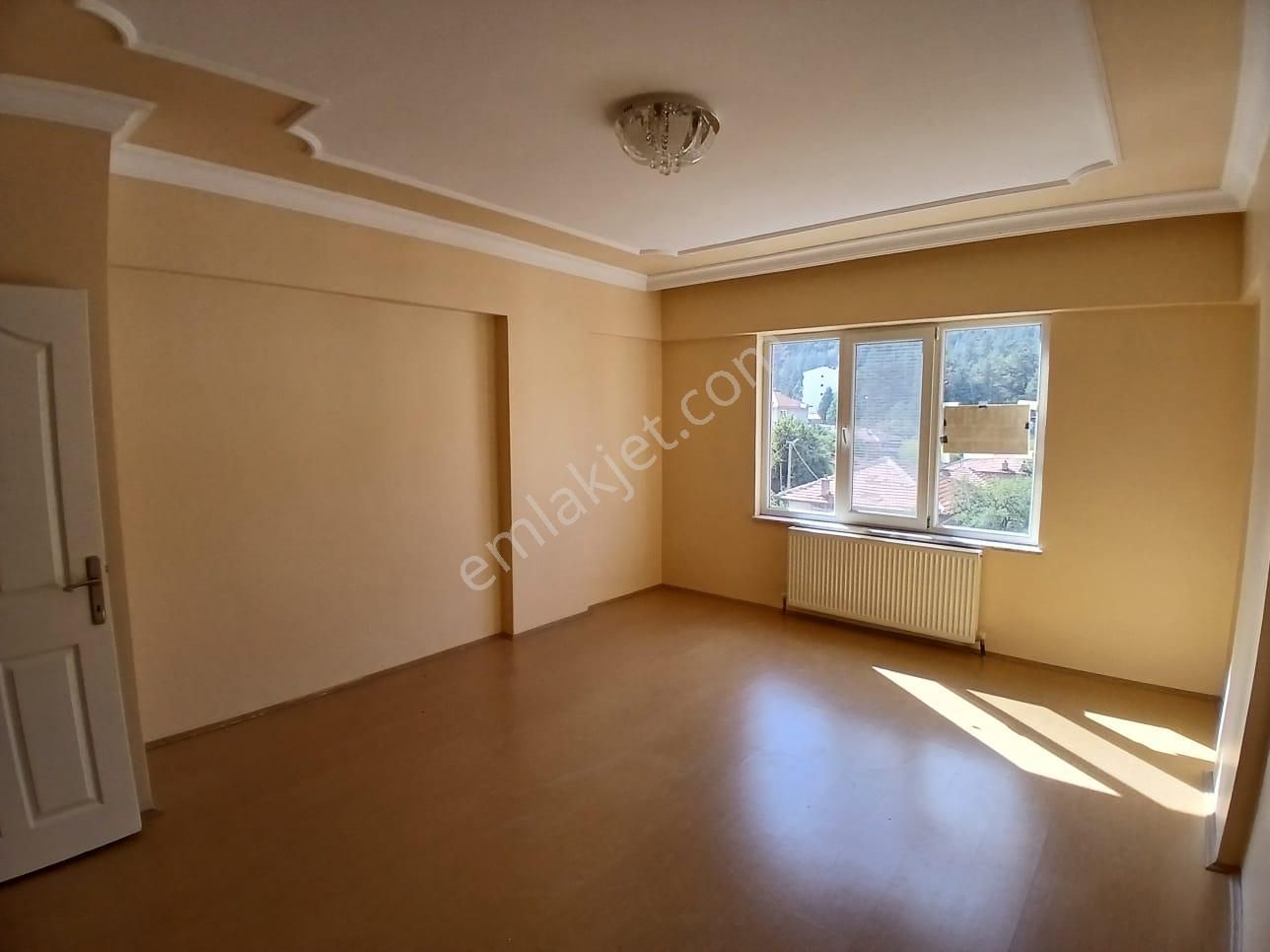 Akçay Emlak'tan Akşehir Yarenler Mahallesi Ara Kat Asansörlü 4+1 Satılık Daire - Görsel 12