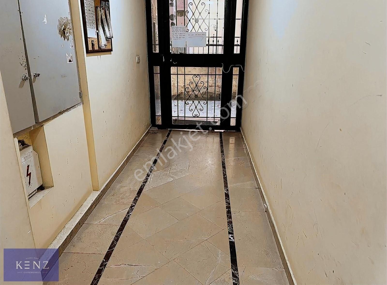 Ümraniye'de Her Yere Yakın Kullanışlı Kiralık 2+1