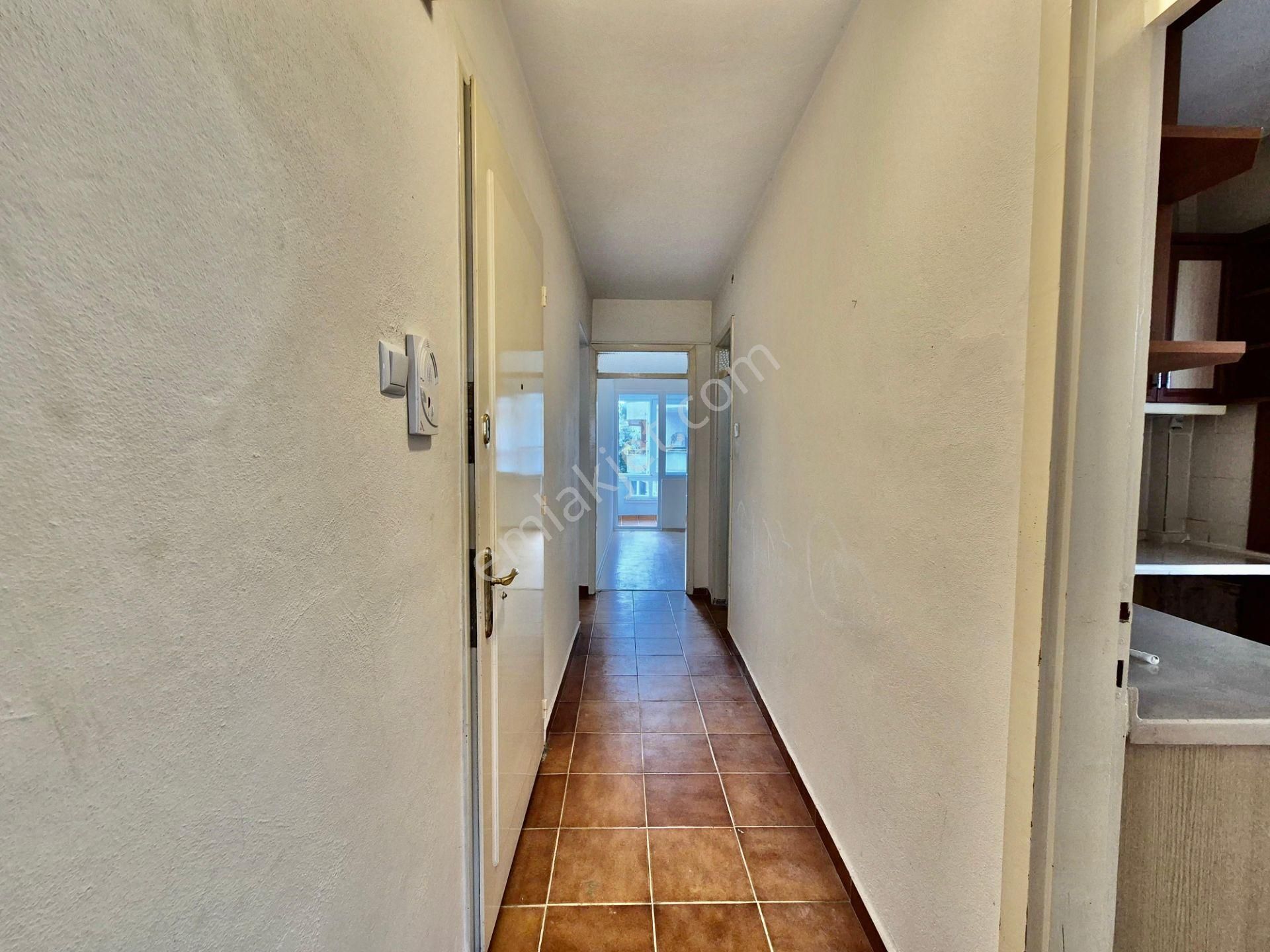 ▓karabuluttan▓akçay'da Kordona 200mt & Ön Cephe Fırsat 2+1 Satılık Daire - Görsel 8