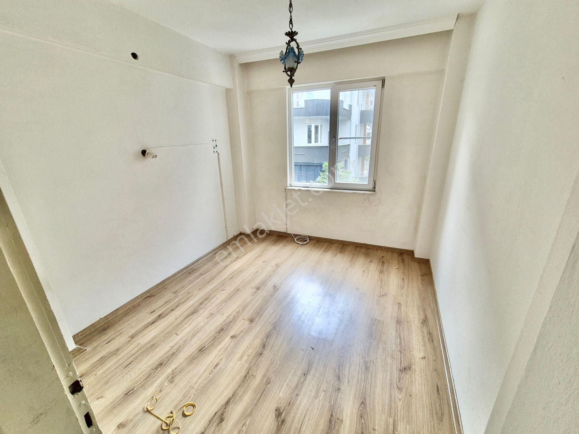 ▓karabuluttan▓akçay'da Kordona 200mt & Ön Cephe Fırsat 2+1 Satılık Daire - Görsel 9